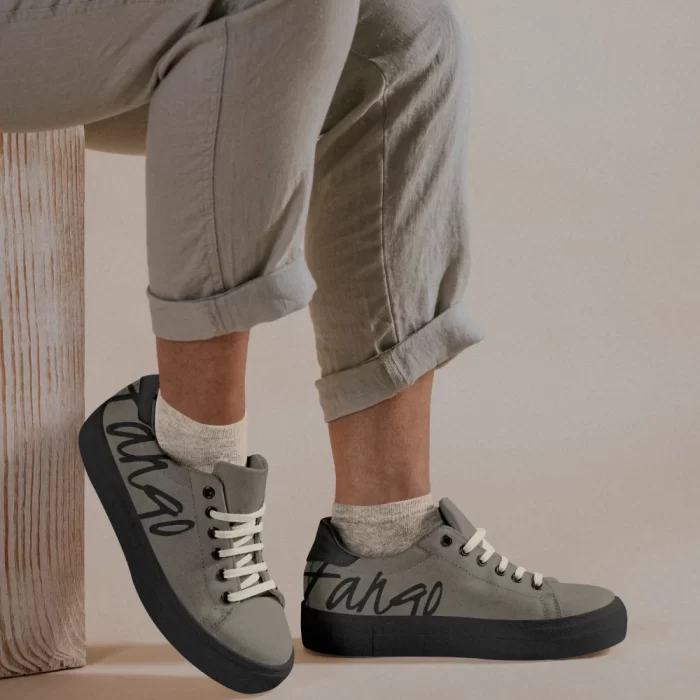 Sneakers casual footwear
